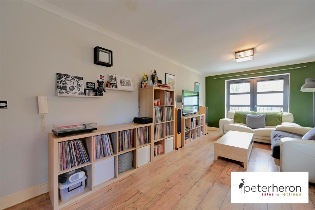 Property photo 3 of 11 Open Plan Living And Kitchen Area