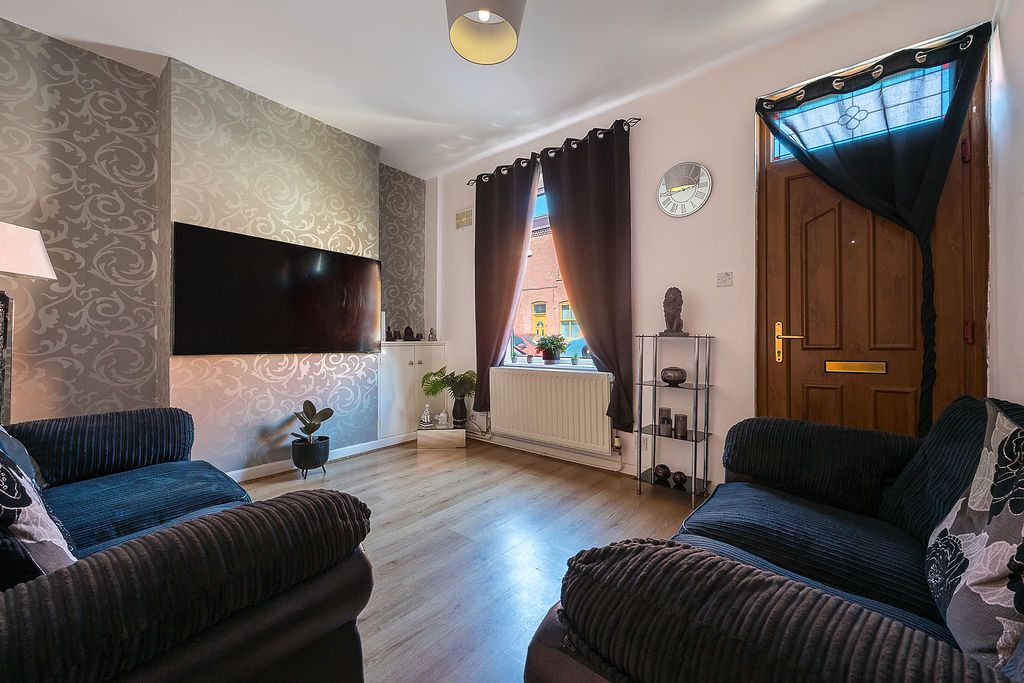 Property photo 2 of 13 Gallery