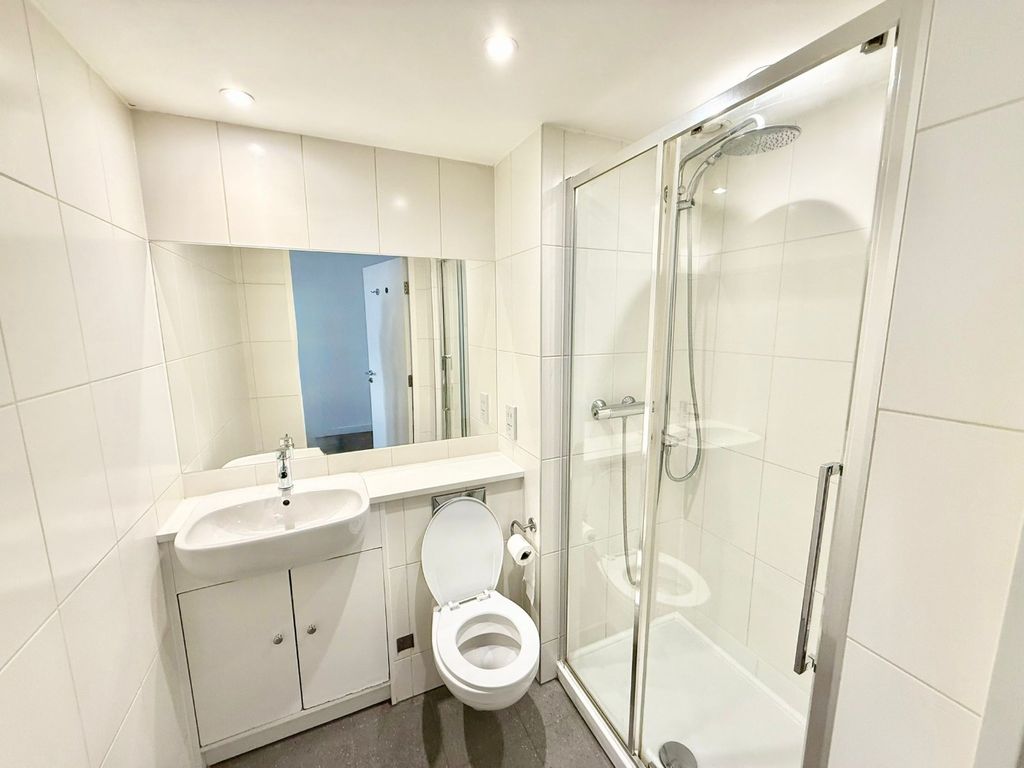 Property photo 2 of 3