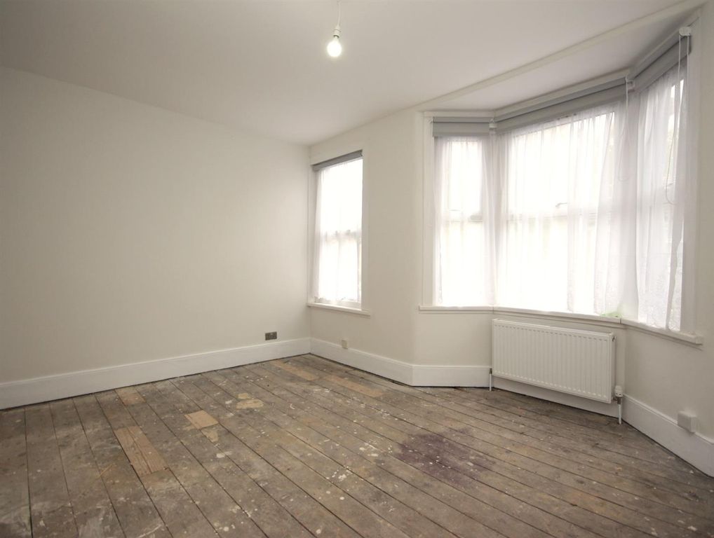 Property photo 3 of 8 Living Room (2).Jpg