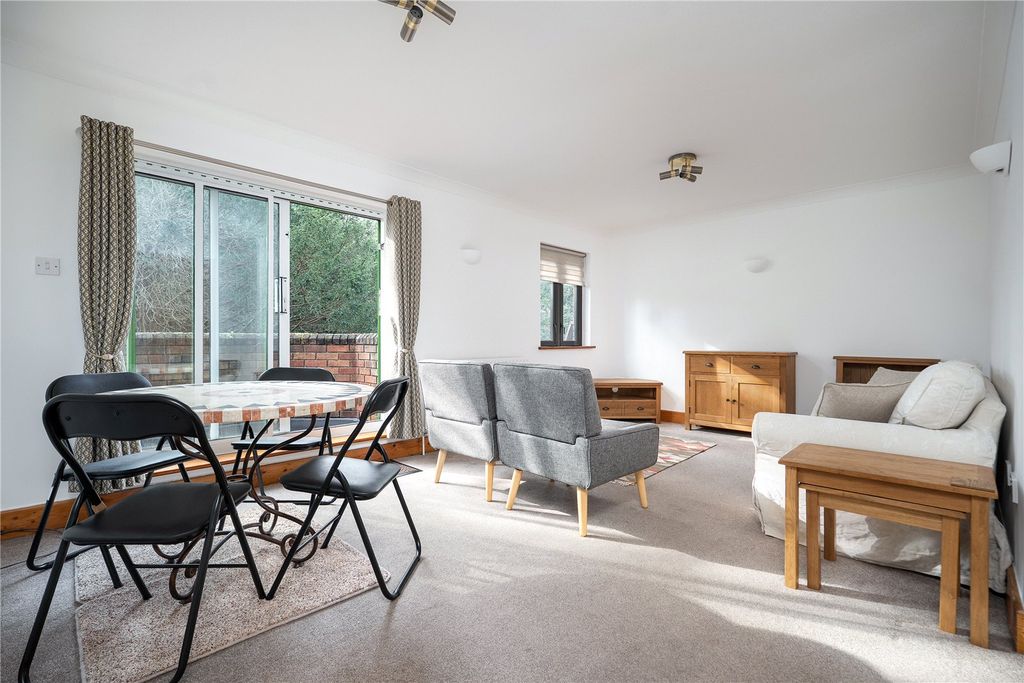 Property photo 2 of 18 Picture 2