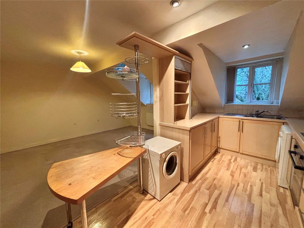 Property photo 3 of 13 Picture No. 25