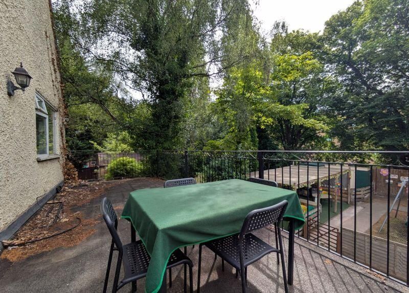 Property photo 1 of 14 A Peaceful Garden Terrace With Outdoor Seating Sur...