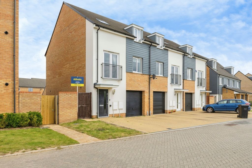 Property photo 1 of 17 Pbox-Img.Jpg