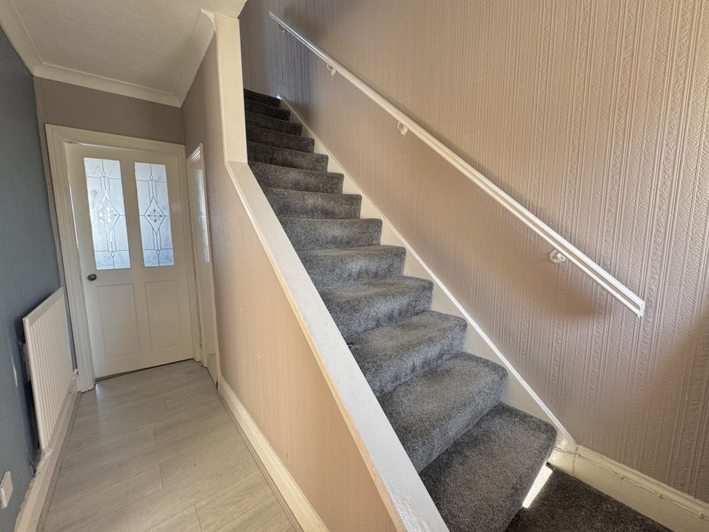 Property photo 2 of 17 Img_2959
