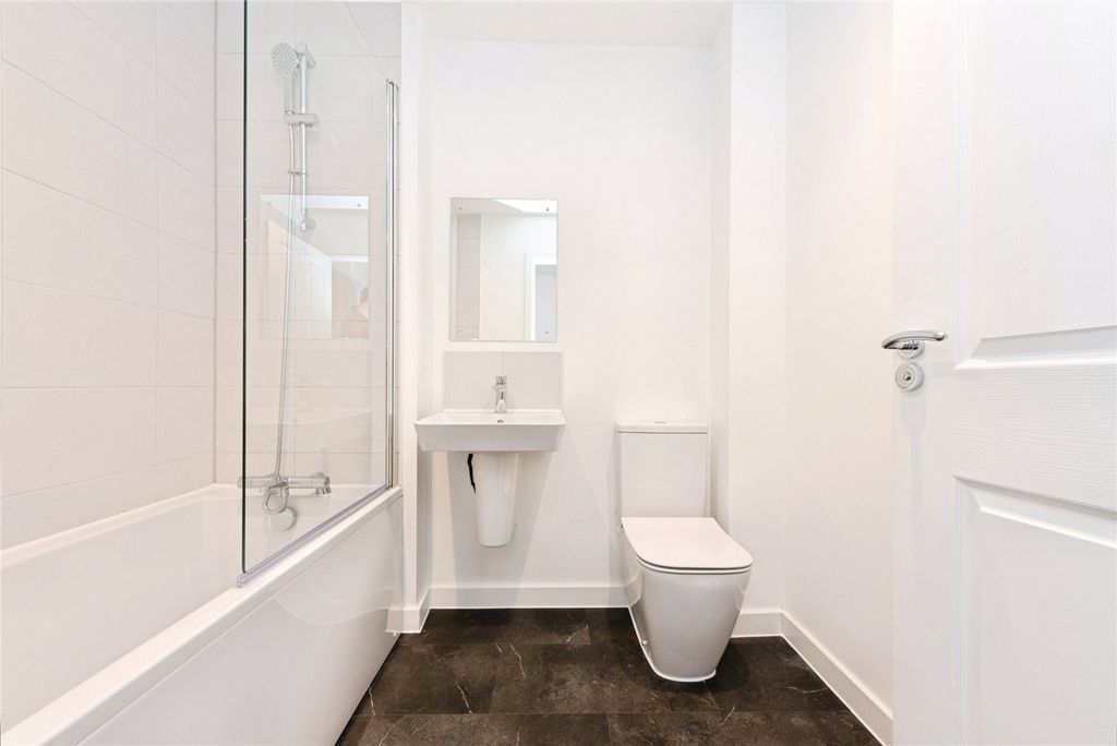 Property photo 3 of 5 Picture No. 01