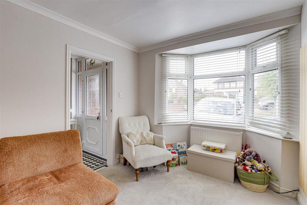 Property photo 3 of 19 5446.Jpg