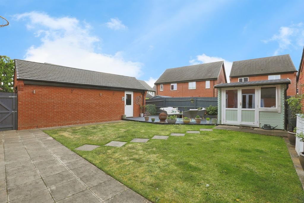 Property photo 3 of 20