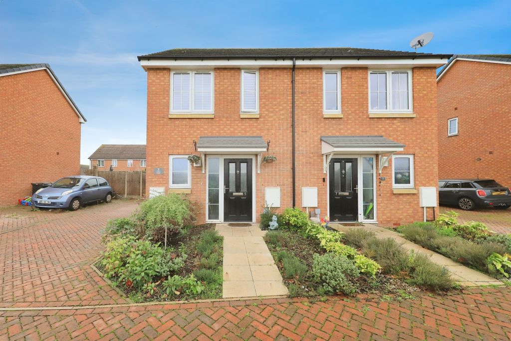 Property photo 1 of 17