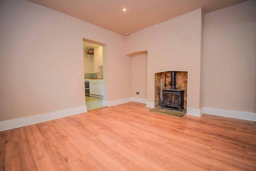 Property photo 3 of 21