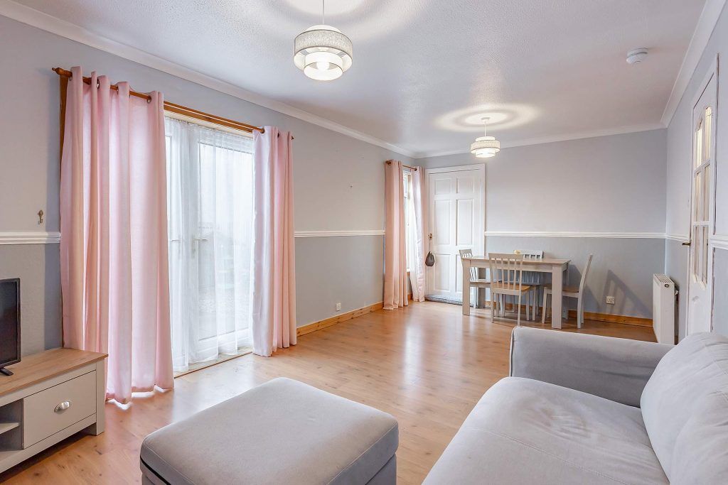 Property photo 3 of 24