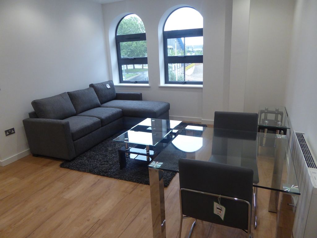 Property photo 2 of 8 Reception & Dining Area