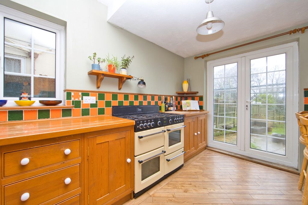 Property photo 3 of 13 Picture 3