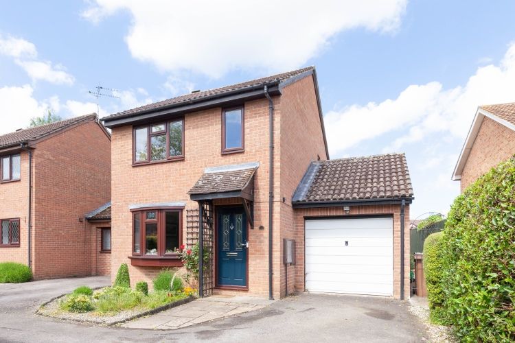 Property photo 1 of 9 190774