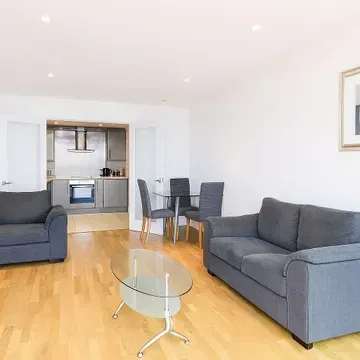 Property photo 3 of 4