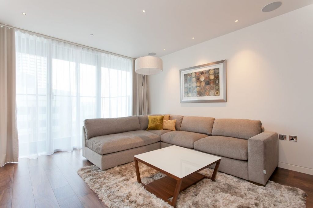 Property photo 1 of 11 Ksre - 1811 The H...