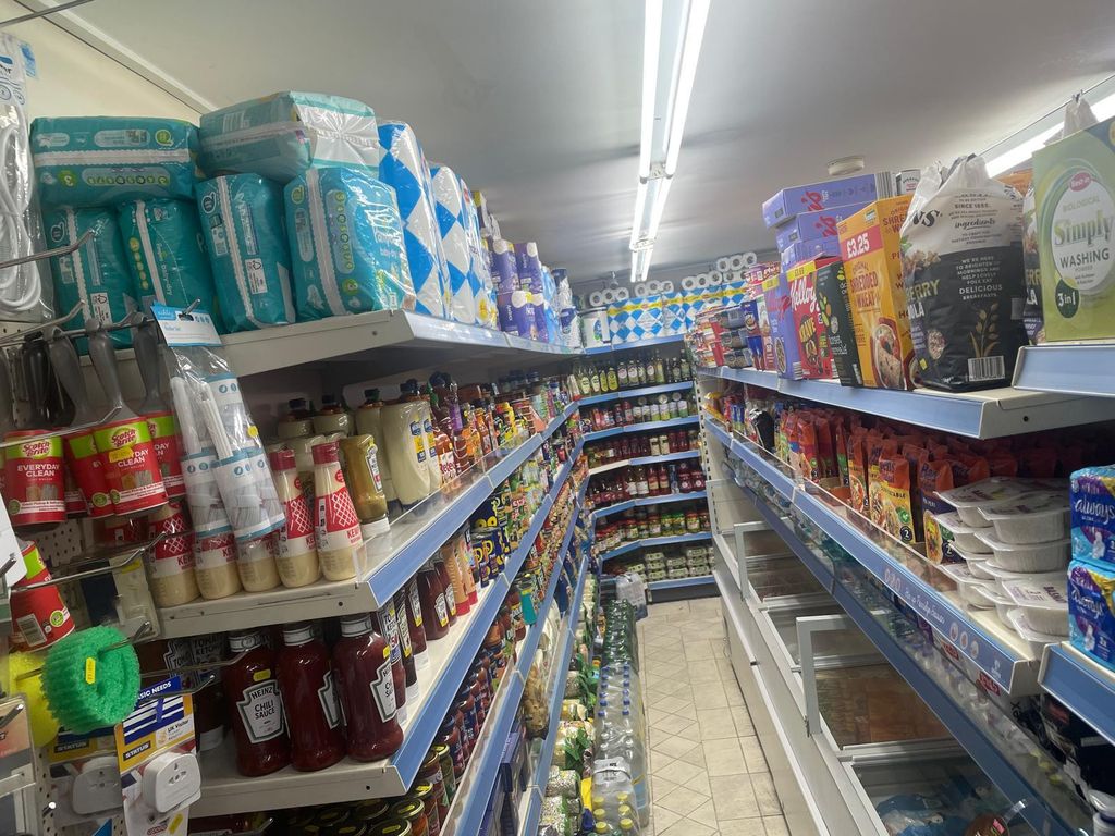 Property photo 3 of 11