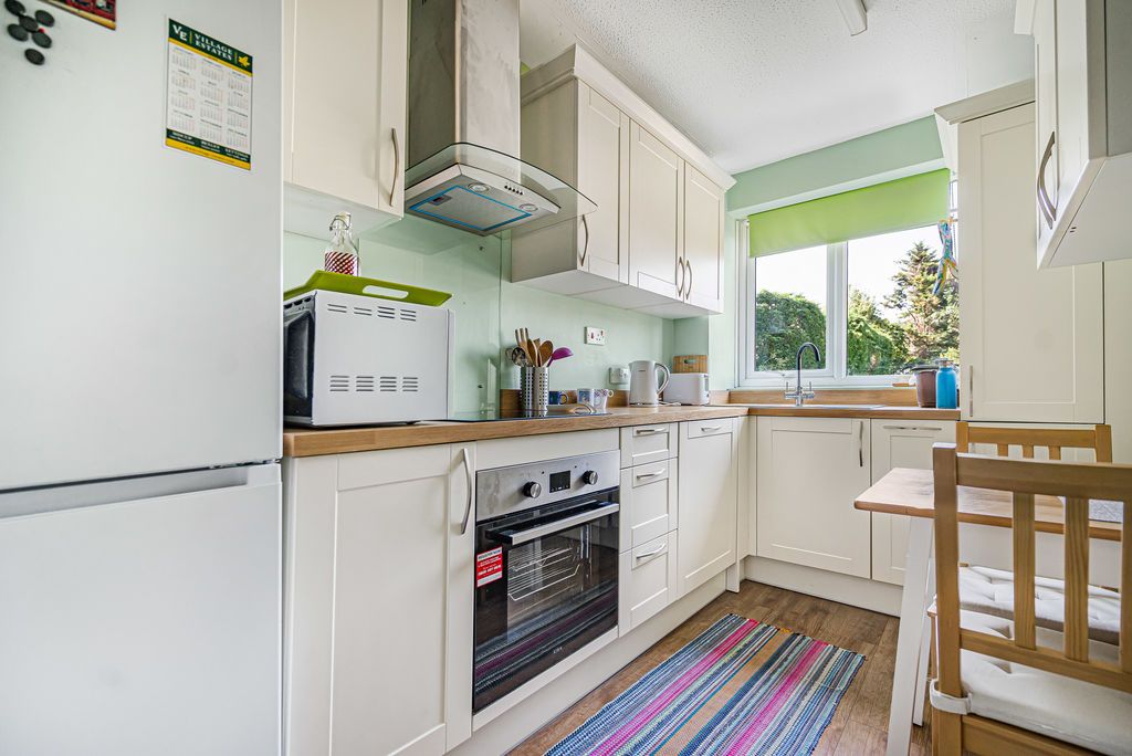 Property photo 3 of 13 Kitchen