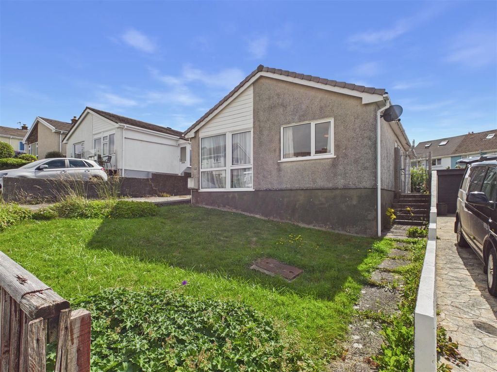 Property photo 1 of 15 Front.Jpg