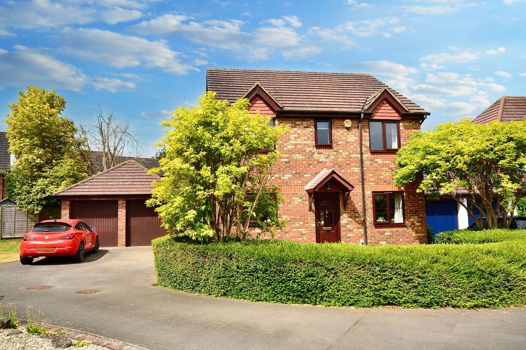 Property photo 1 of 23