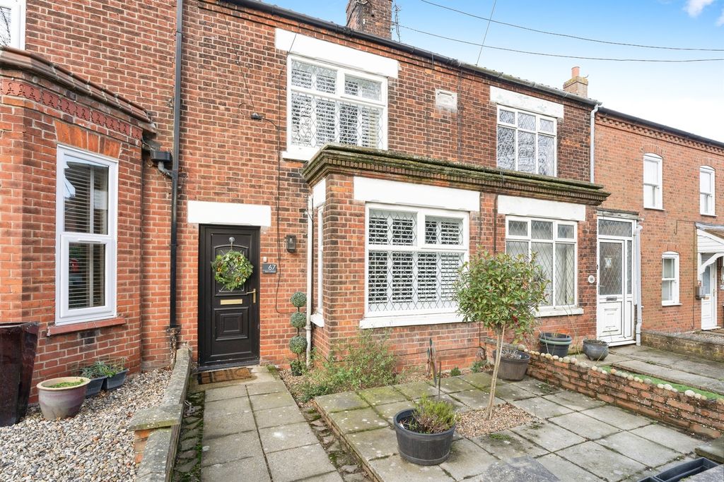 Property photo 1 of 15