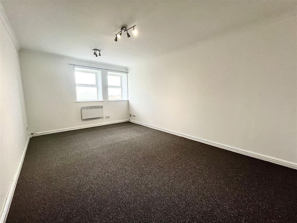 Property photo 3 of 8 Ab7B4658-1Fad-4078-B22E-10F17EE3Fb0E.Jpeg