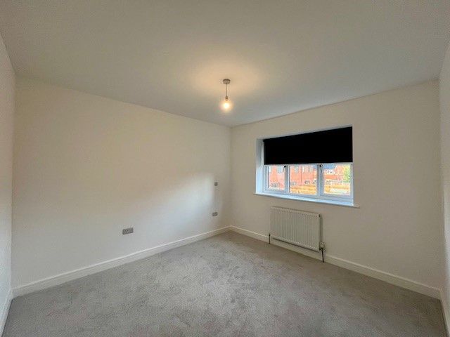 Property photo 1 of 5 Bedroom