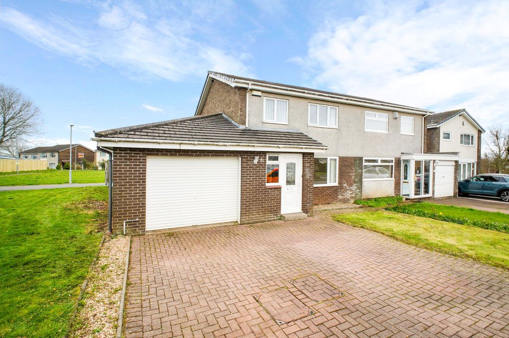 Property photo 1 of 26