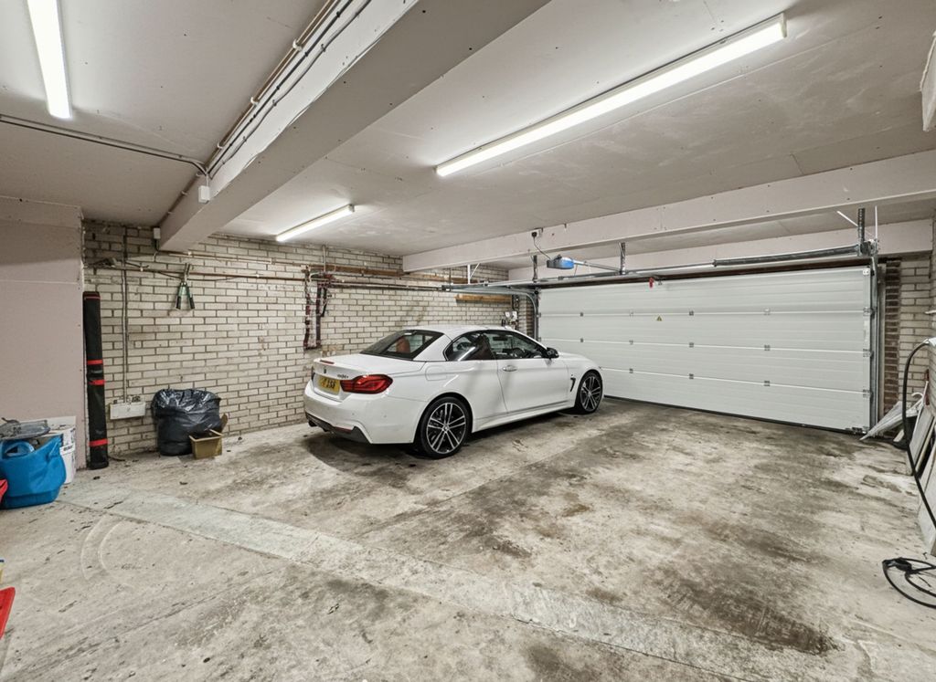 Additional image 42 of 4 bed detached bungalow for saleOld Hall Road, Salford M7