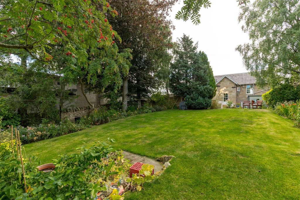 Property photo 2 of 20 Picture No. 46
