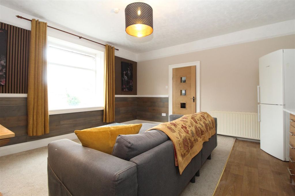 Property photo 2 of 11 Img_6484.Jpeg