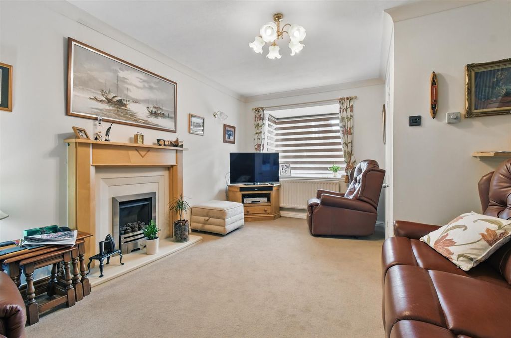 Property photo 2 of 12 Photo_026.Jpg