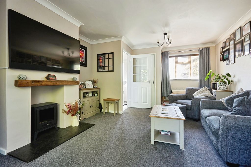 Property photo 2 of 15