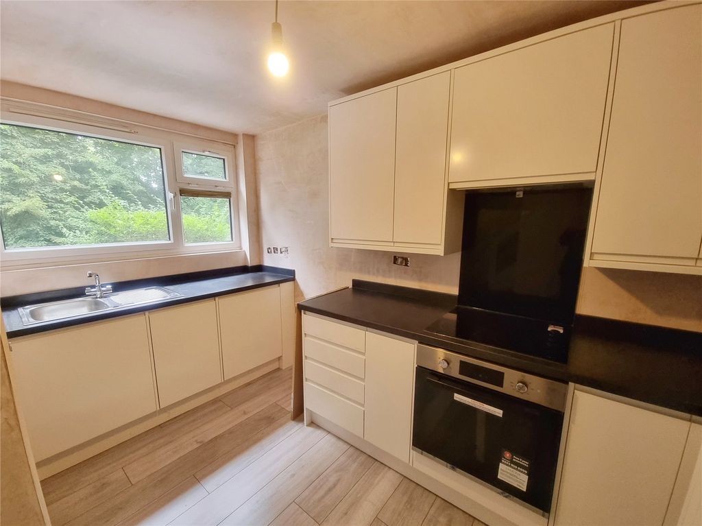 Property photo 3 of 8 Picture No. 07