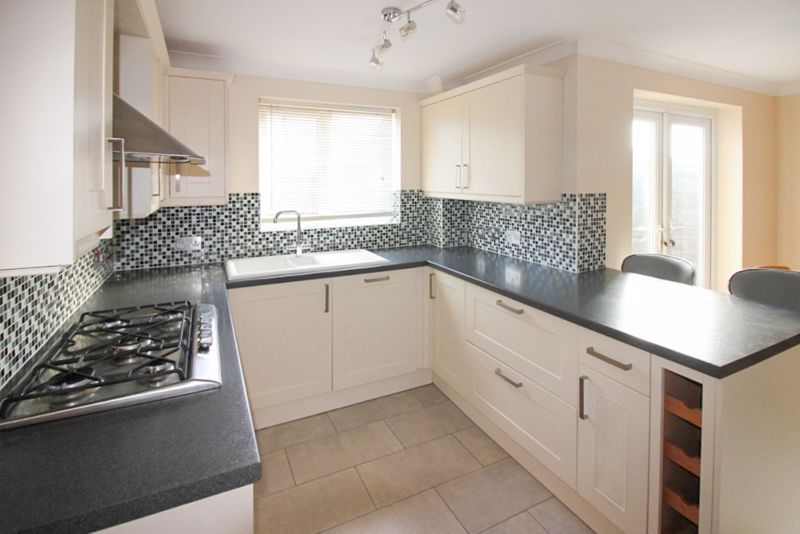 Property photo 3 of 18 Photo 8