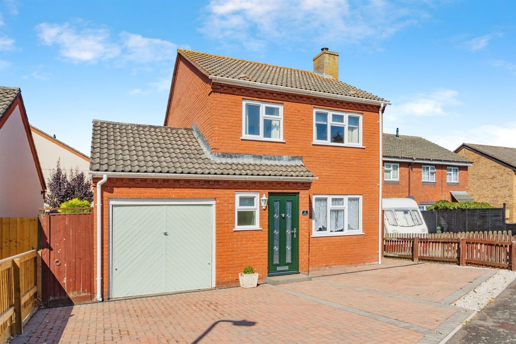 Property photo 1 of 16