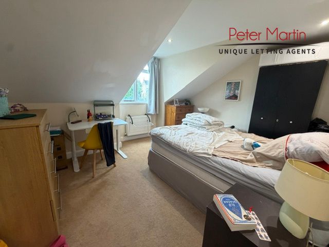 Property photo 3 of 7 Photo 7
