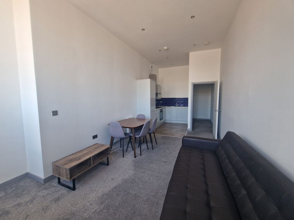 Property photo 3 of 6