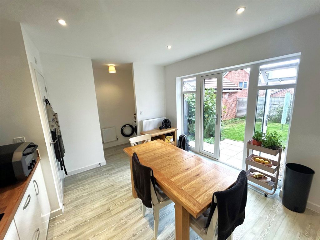 Property photo 3 of 13 Picture No. 30