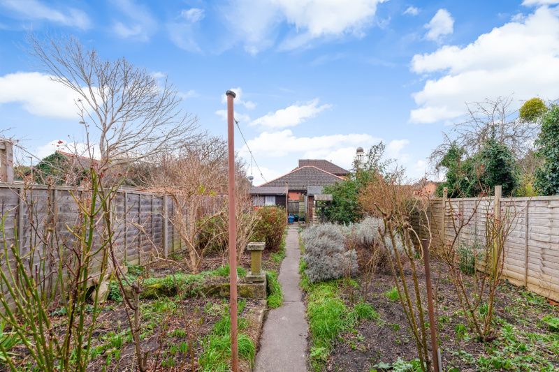 Property photo 2 of 13 South East Facing Garden