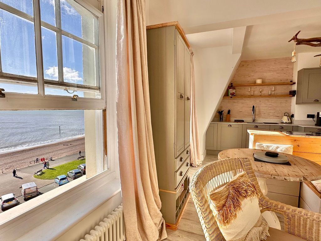 Property photo 3 of 26