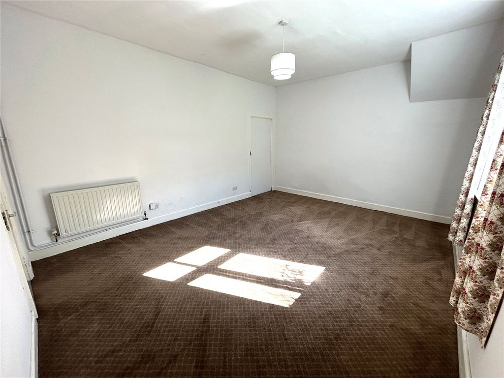 Property photo 3 of 11 Picture No. 08