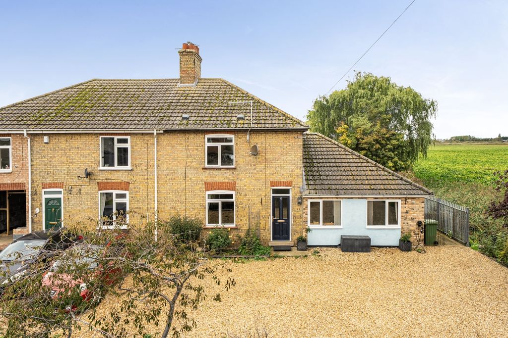 Property photo 1 of 17 1538747 (2)