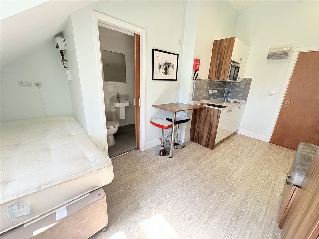 Property photo 3 of 7 Img_2653.Jpg