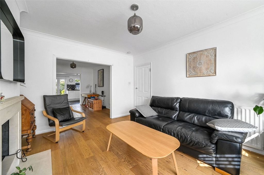 Property photo 3 of 22 Picture No. 30