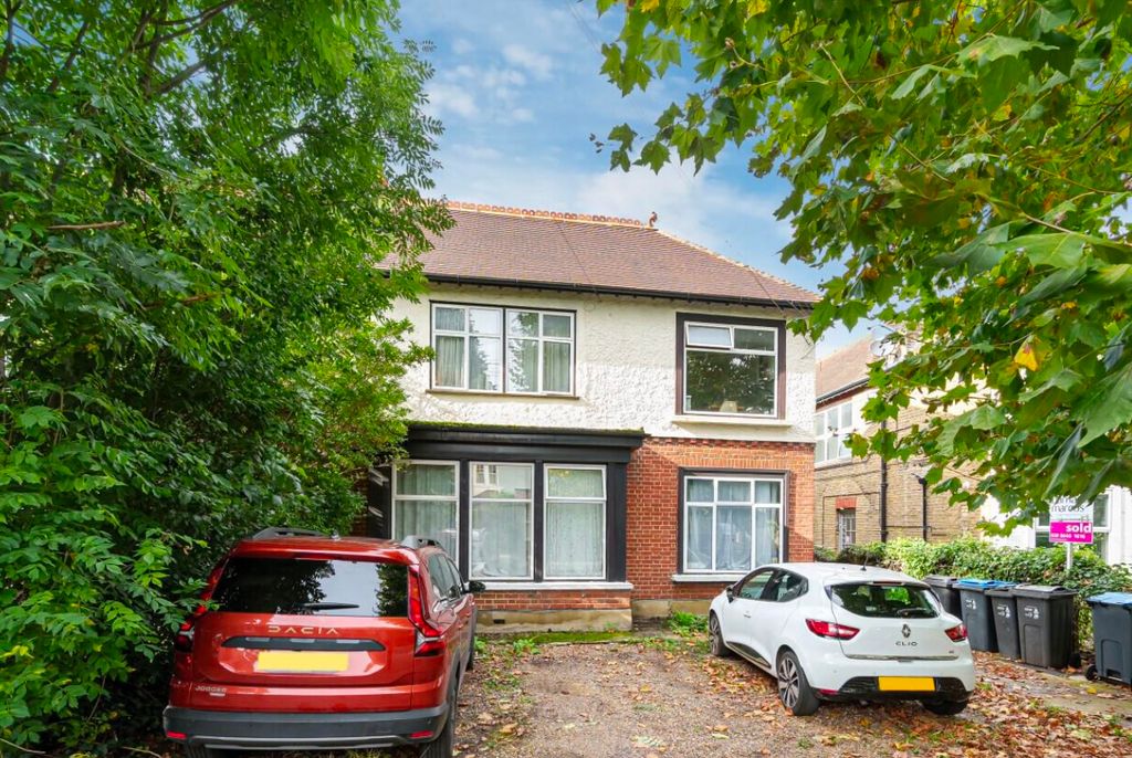 Property photo 1 of 5