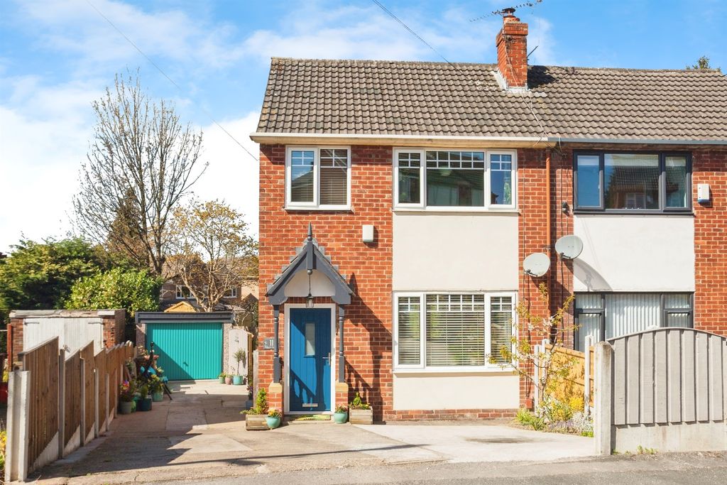 Property photo 1 of 16