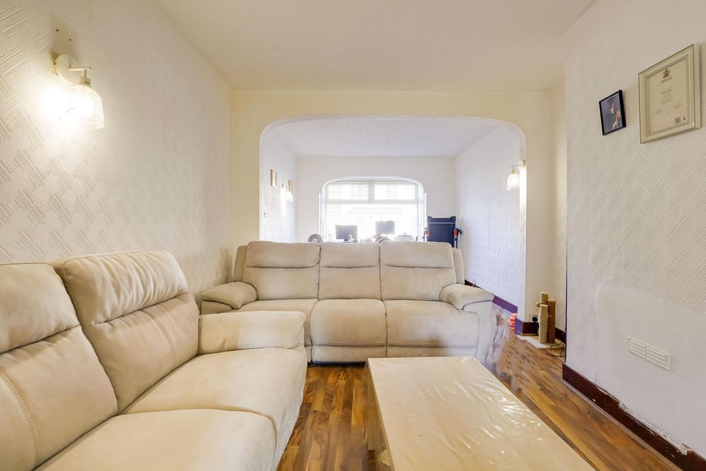 Property photo 3 of 24 Living Room