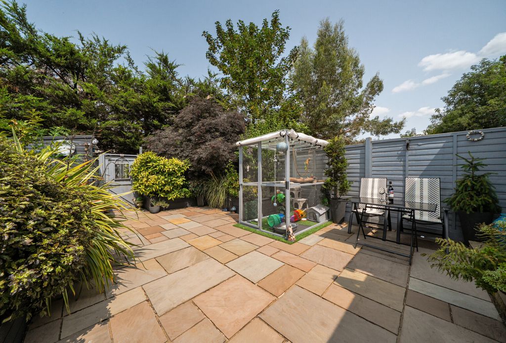 Property photo 2 of 22 1495535-7-6A5F6F2...