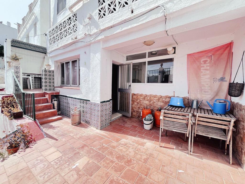 Property photo 1 of 22